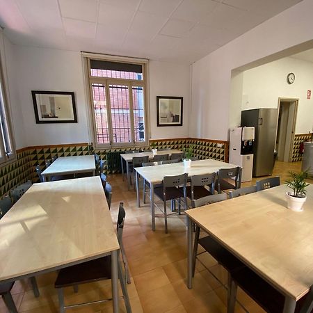 Leevin Student Barcelona Apartamento Exterior foto