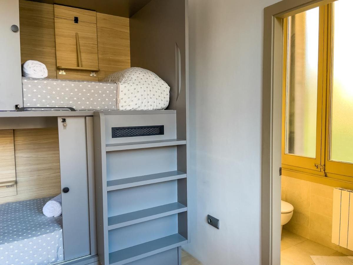 Leevin Student Barcelona Apartamento Exterior foto